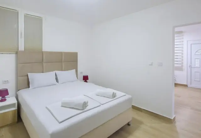 Apartman - Prizemlje — Apartments Dali, Budva